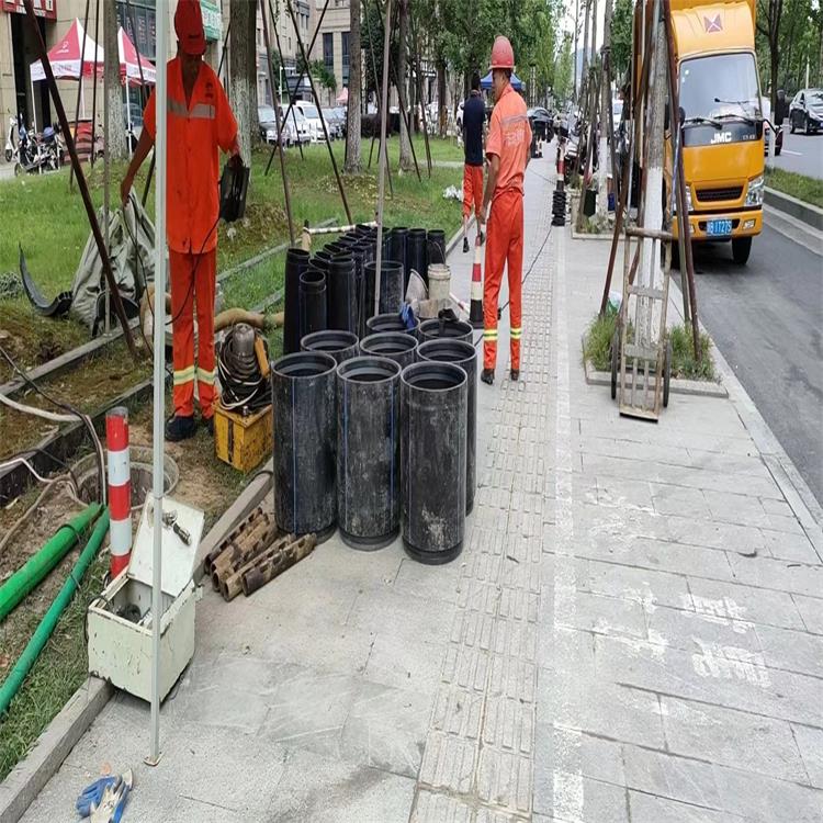 彭场镇管道短管置换修复